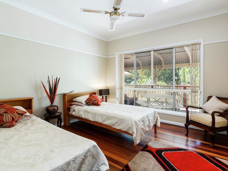 108 Winston Rd, Sheldon QLD 4157