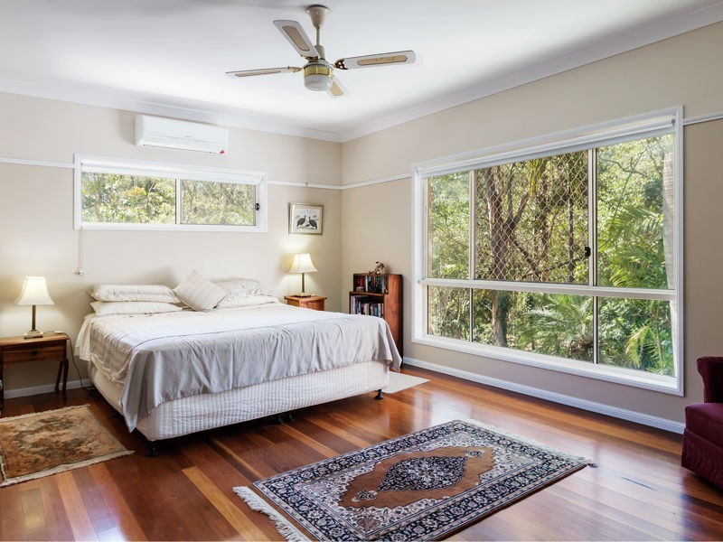 108 Winston Rd, Sheldon QLD 4157