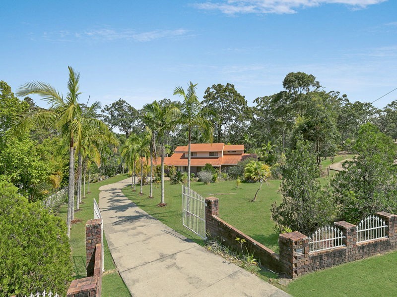 8 Satinash Court, Capalaba QLD 4157
