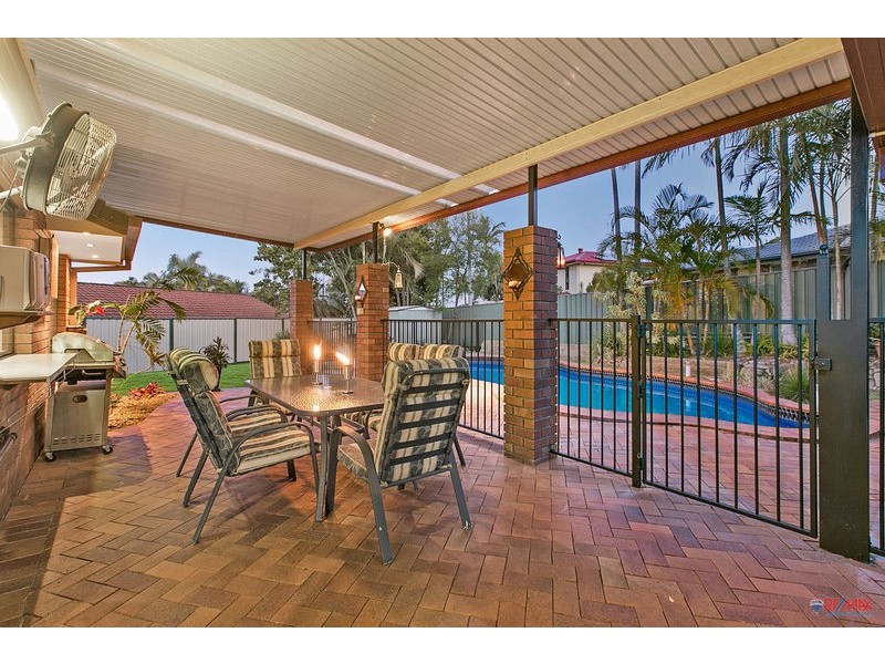 4 Persimmon Court, Capalaba QLD 4157