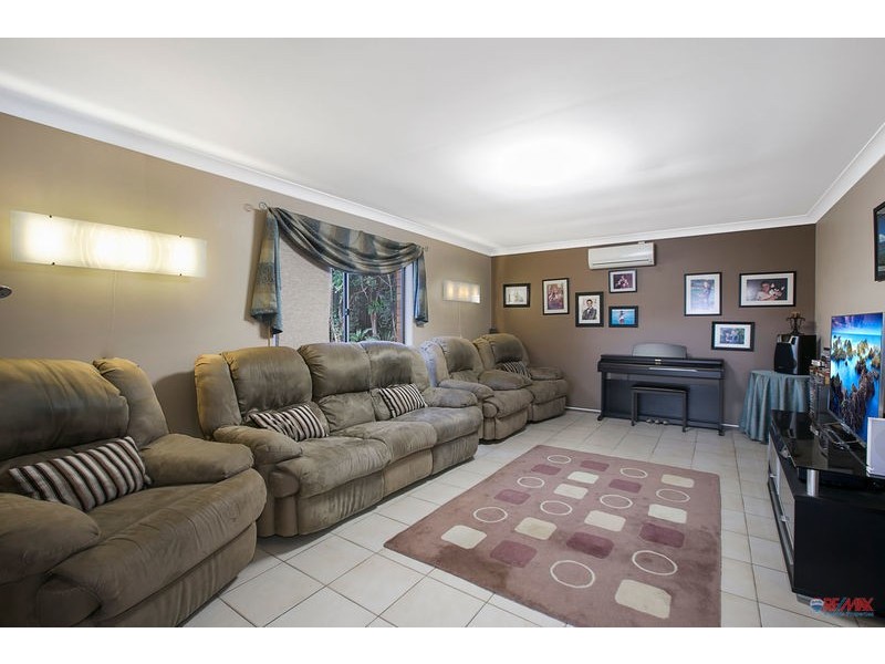 4 Persimmon Court, Capalaba QLD 4157