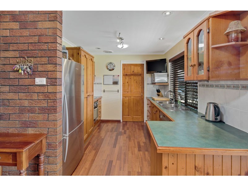 24 Brett Road, Victoria Point QLD 4165