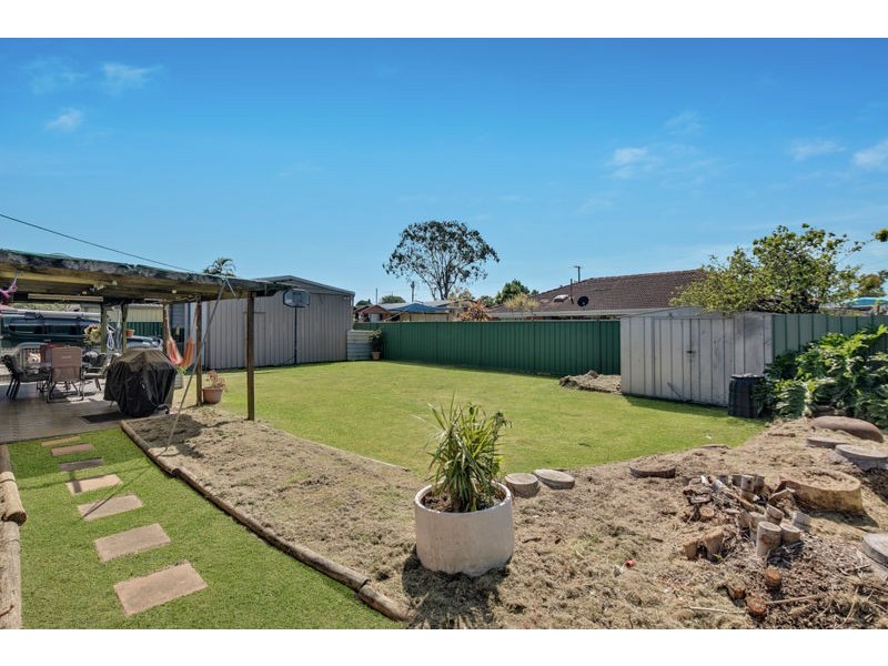 24 Brett Road, Victoria Point QLD 4165