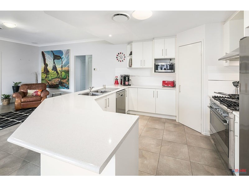 9 Eileen Close, Thornlands QLD 4164