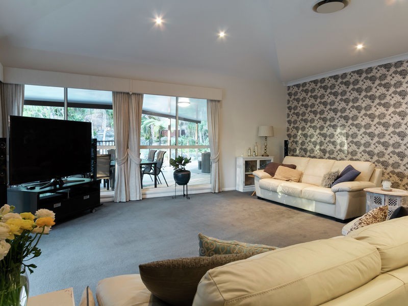 150 Henderson Rd, Sheldon QLD 4157