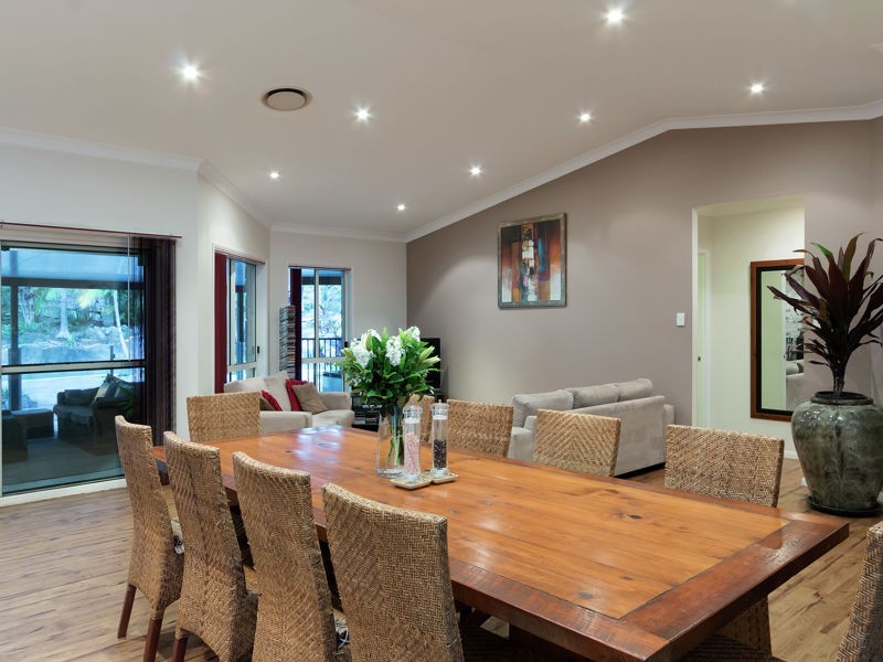 150 Henderson Rd, Sheldon QLD 4157