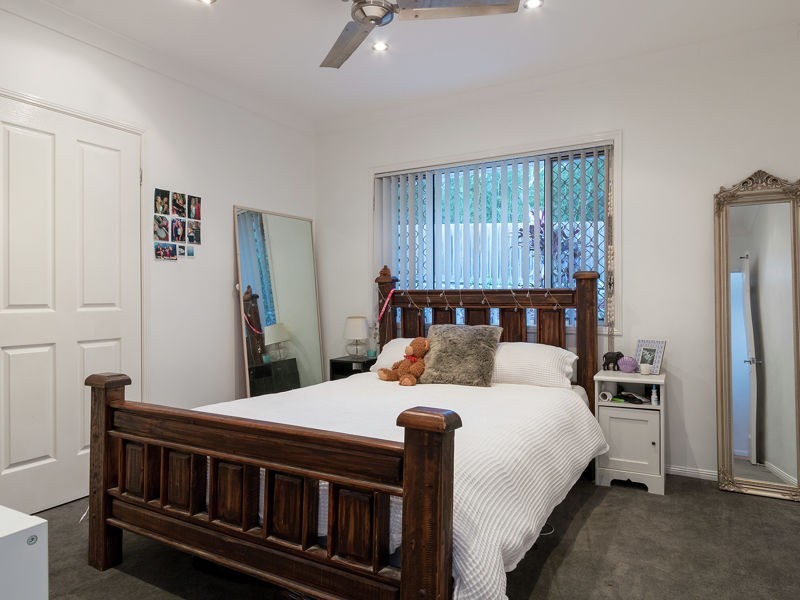 150 Henderson Rd, Sheldon QLD 4157