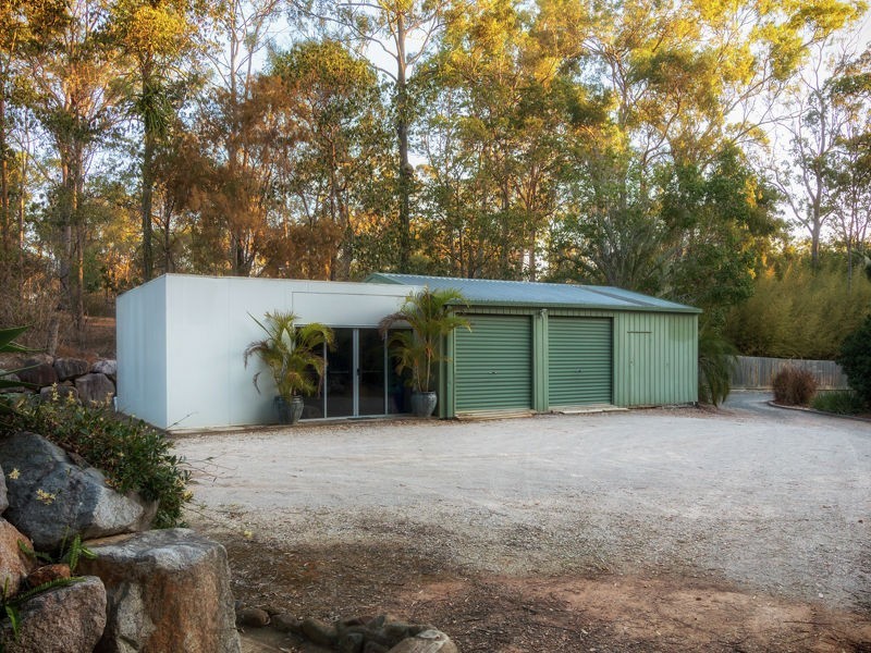 150 Henderson Rd, Sheldon QLD 4157