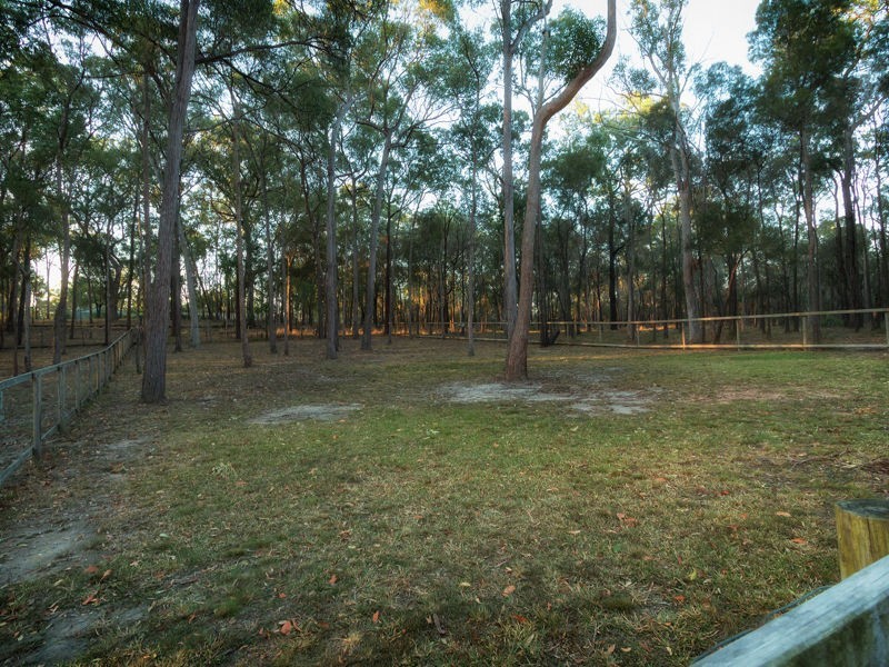 150 Henderson Rd, Sheldon QLD 4157