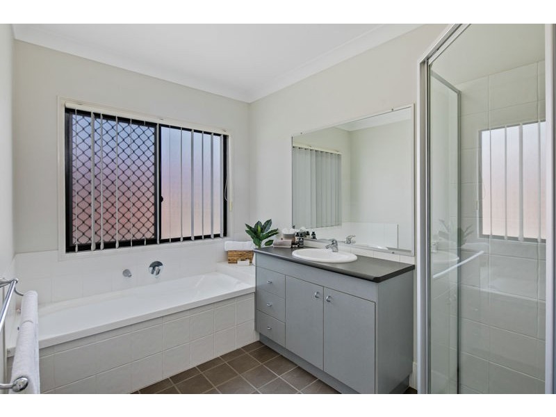 2 Macleay Place, Thornlands QLD 4164