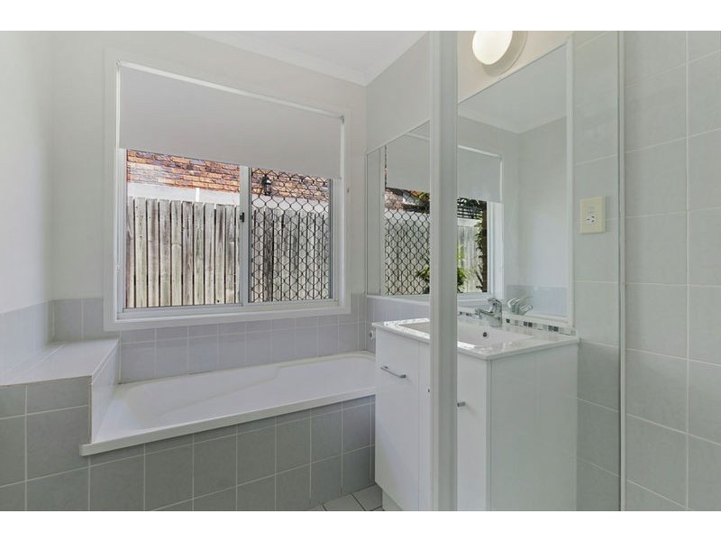 15 Finnegan Court, Birkdale QLD 4159