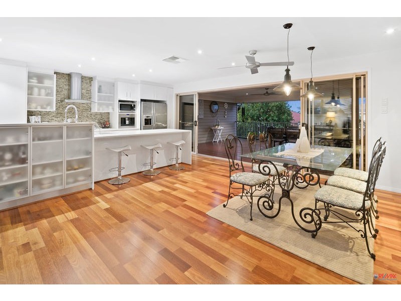 11 Agnes Street, Birkdale QLD 4159