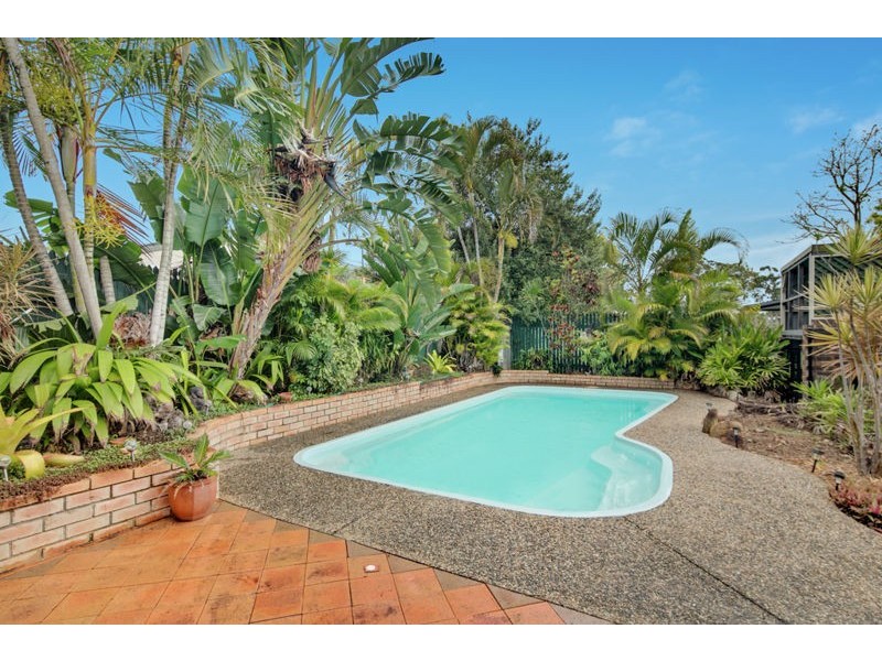 9 Leyton Street, Birkdale QLD 4159