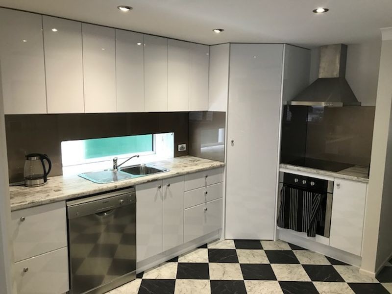 2 Curringa Court, Carbrook QLD 4130