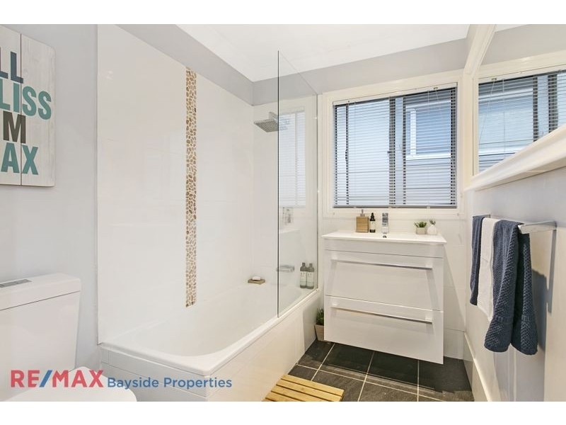 17 Moolabar Street, Morningside QLD 4170