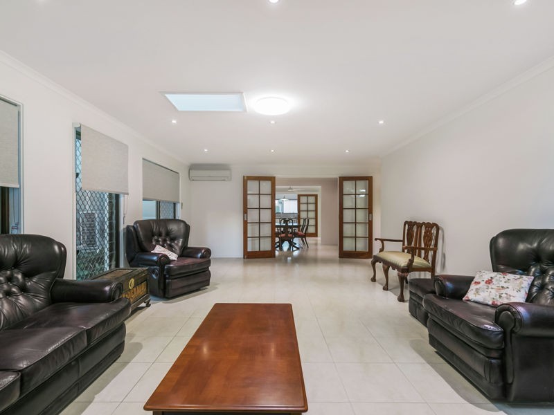 6A CULZEAN STREET, Mansfield QLD 4122