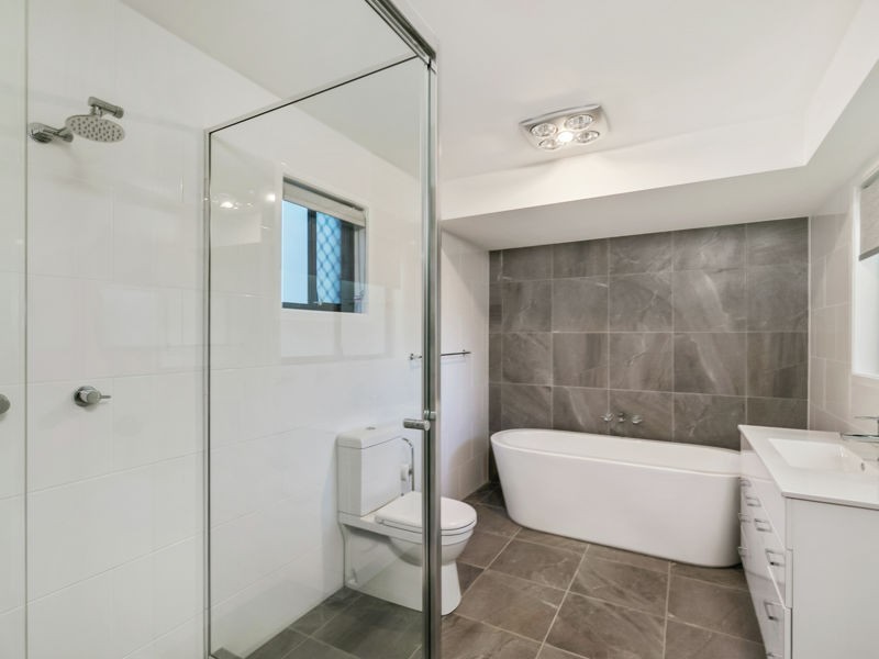 6A CULZEAN STREET, Mansfield QLD 4122