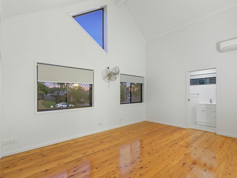 6A CULZEAN STREET, Mansfield QLD 4122