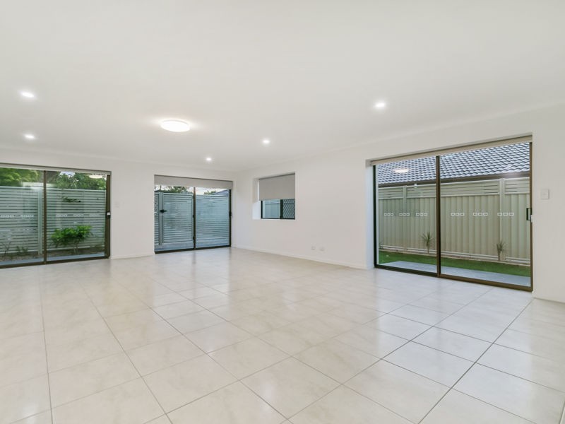 6A CULZEAN STREET, Mansfield QLD 4122