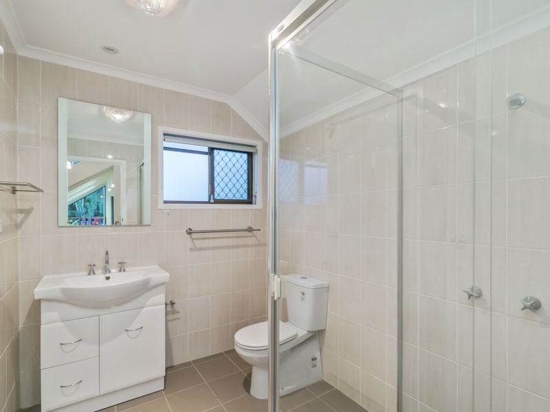 6A CULZEAN STREET, Mansfield QLD 4122