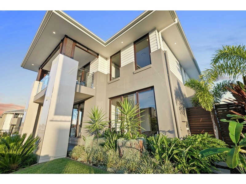 8 Seawater Street, Thornlands QLD 4164