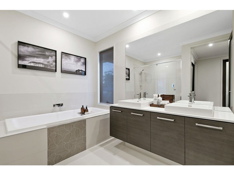 8 Seawater Street, Thornlands QLD 4164