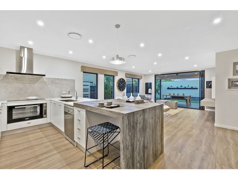 12 Seawater Street, Thornlands QLD 4164