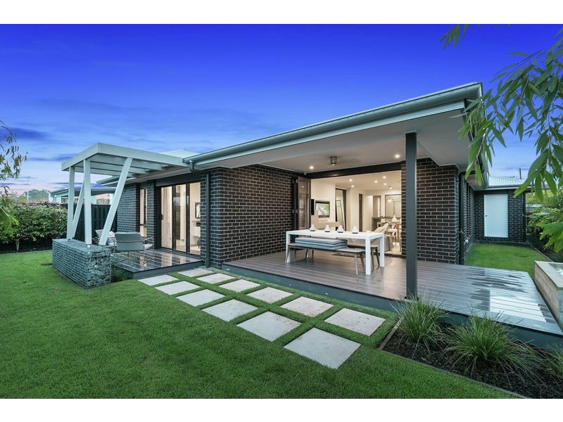 12 Seawater Street, Thornlands QLD 4164