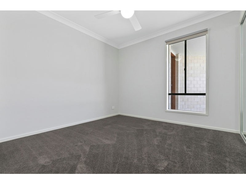 2/19 Anita Street, Redland Bay QLD 4165