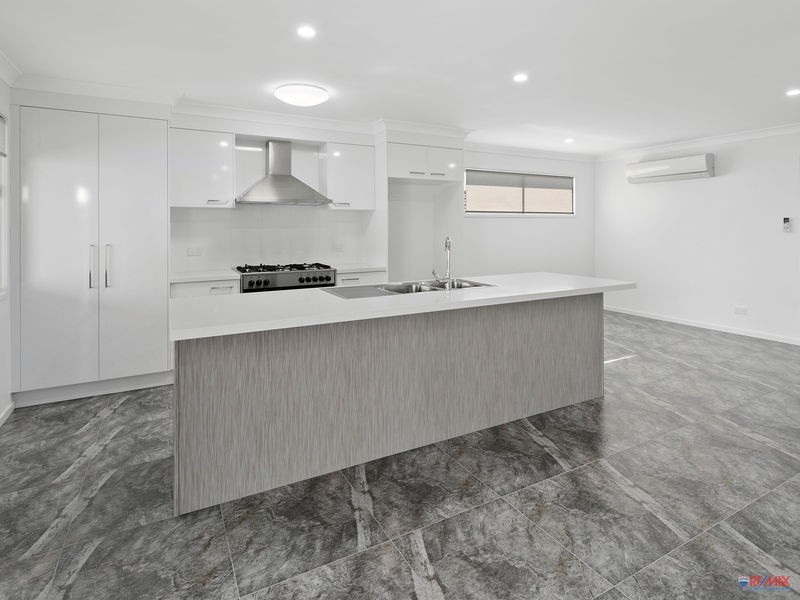 25 Sandpiper Street, Wellington Point QLD 4160