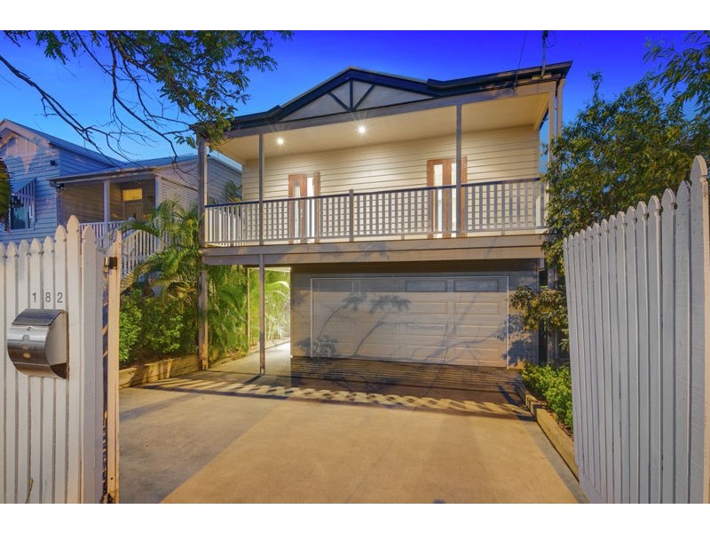 182 Milsom St, Norman Park QLD 4170