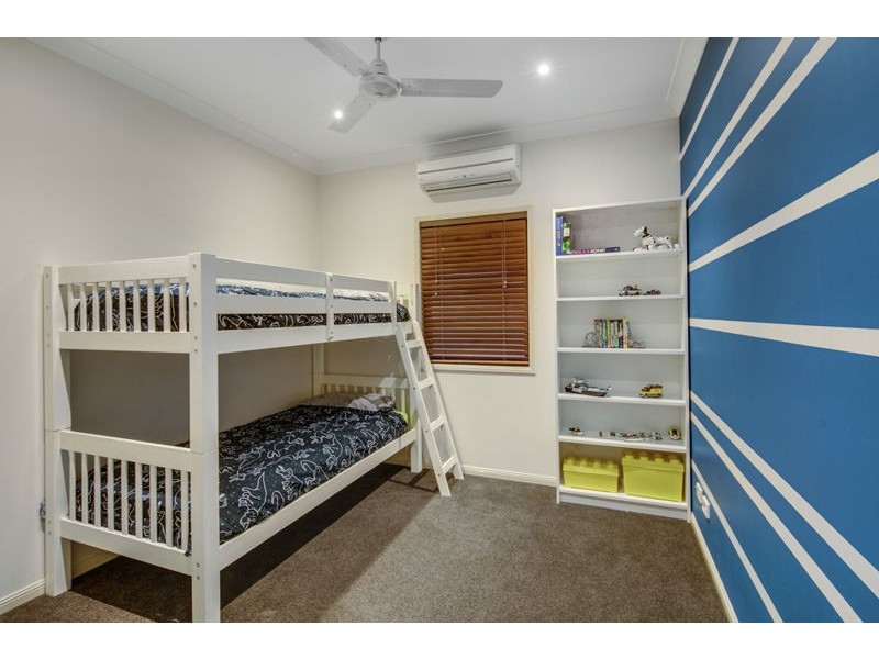 182 Milsom St, Norman Park QLD 4170