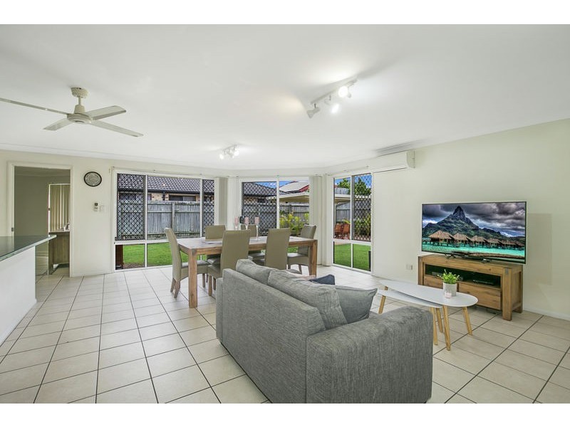 14 Ridgevale Street, Victoria Point QLD 4165