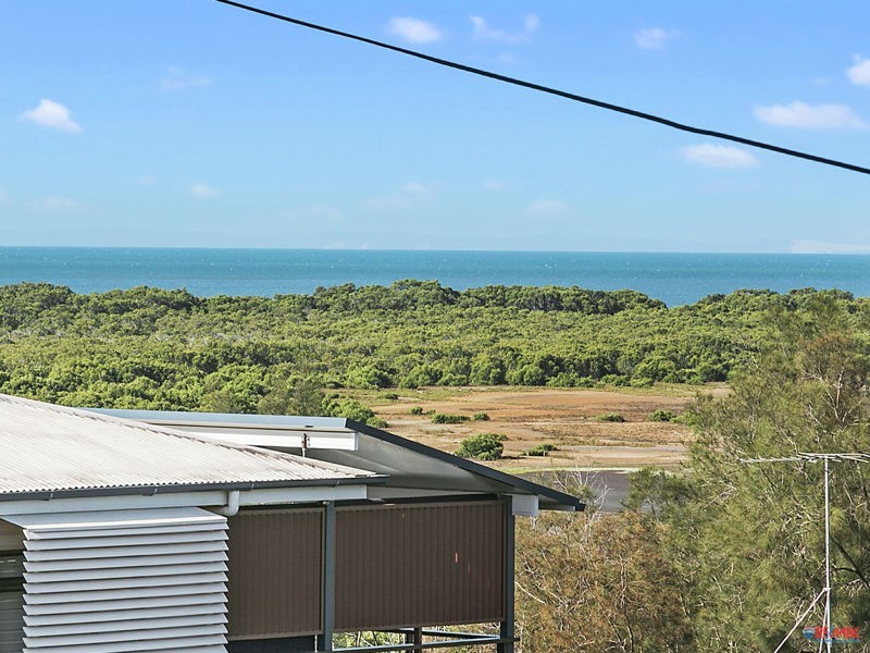 8 Apsley Street, Wellington Point QLD 4160