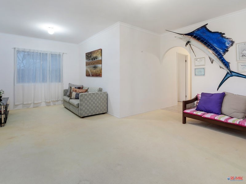8 Apsley Street, Wellington Point QLD 4160
