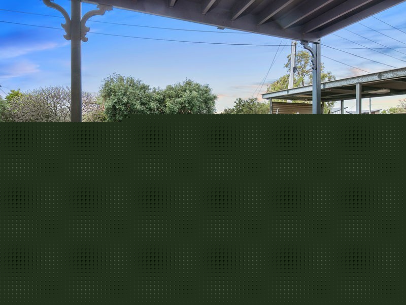 8 Apsley Street, Wellington Point QLD 4160