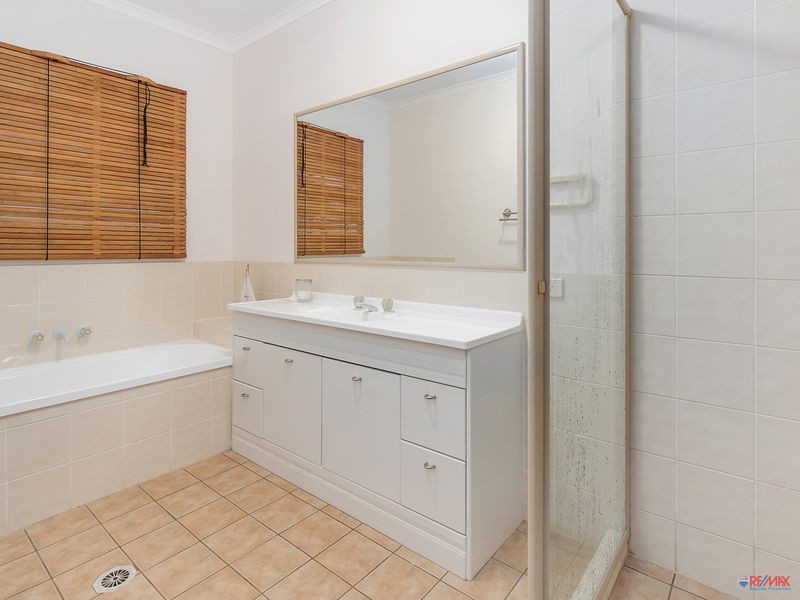 8 Apsley Street, Wellington Point QLD 4160