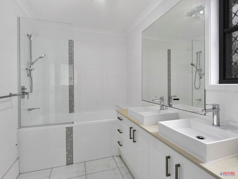 Unit 2 291 Main Road, Wellington Point QLD 4160