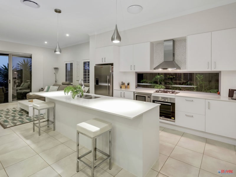 8 Rye Street, Wellington Point QLD 4160