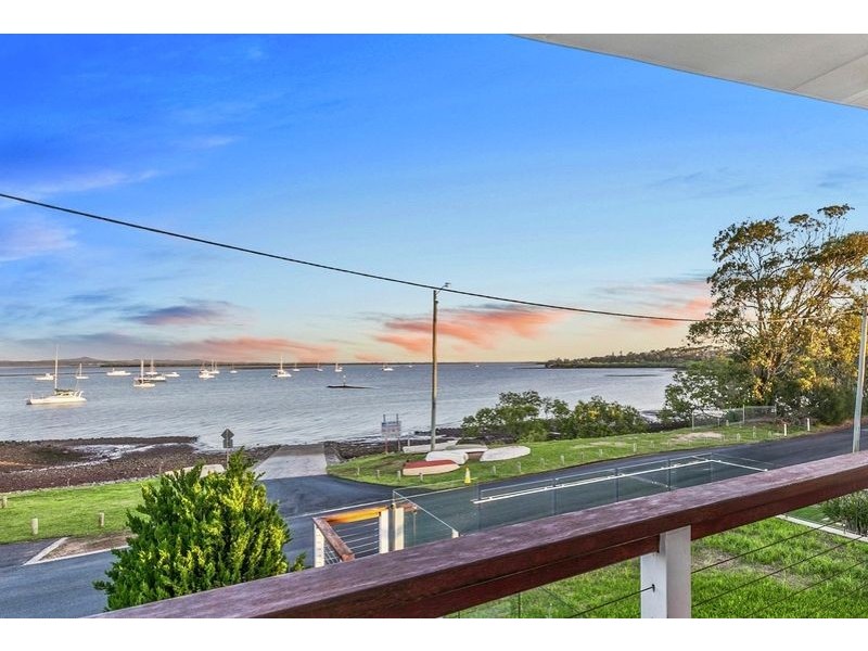 309 Esplanade, Redland Bay QLD 4165