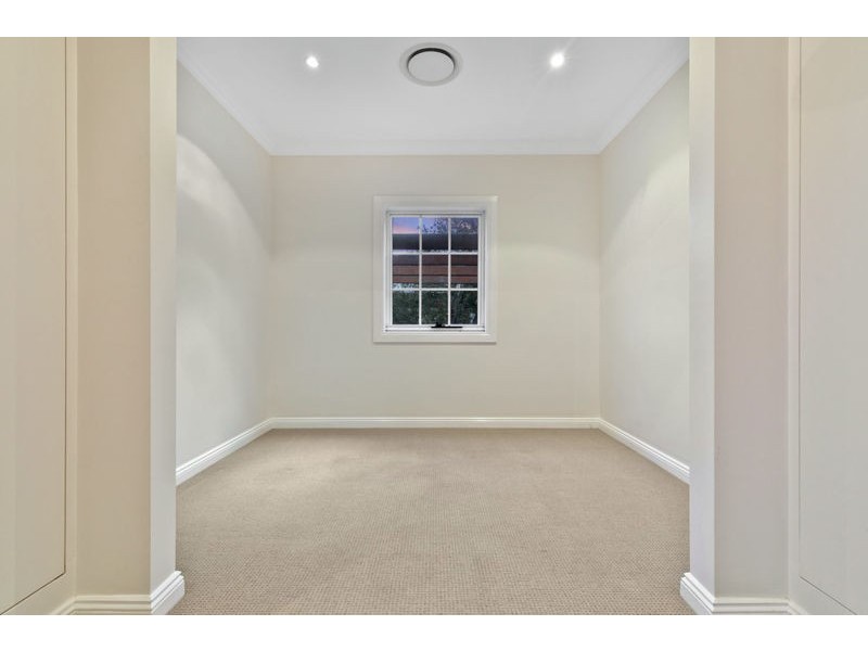 309 Esplanade, Redland Bay QLD 4165