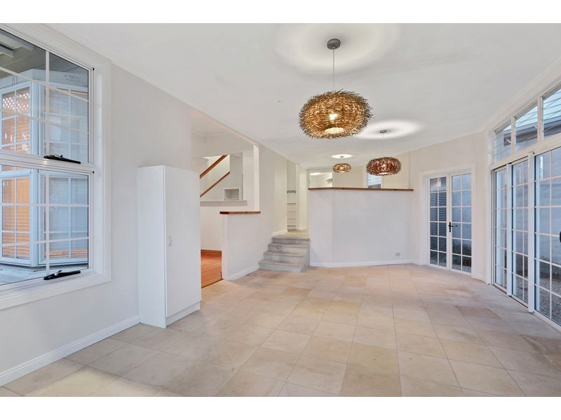 309 Esplanade, Redland Bay QLD 4165