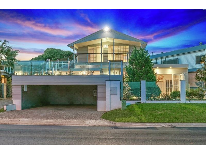 309 Esplanade, Redland Bay QLD 4165