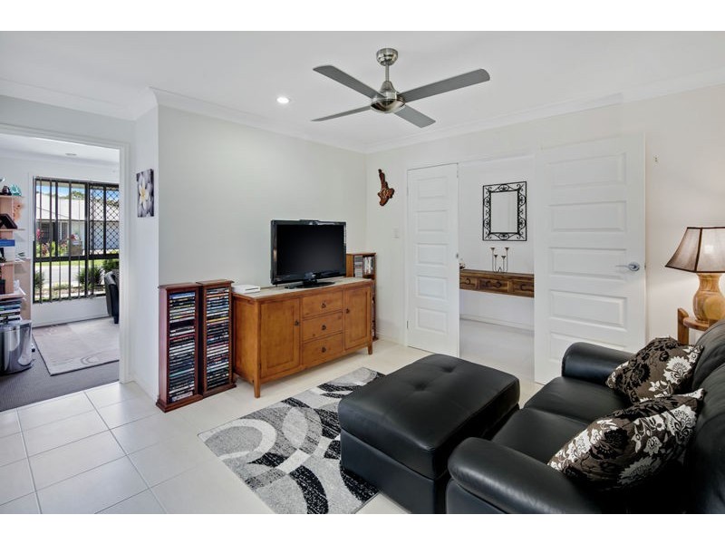 52 Whipbird Cct, Victoria Point QLD 4165