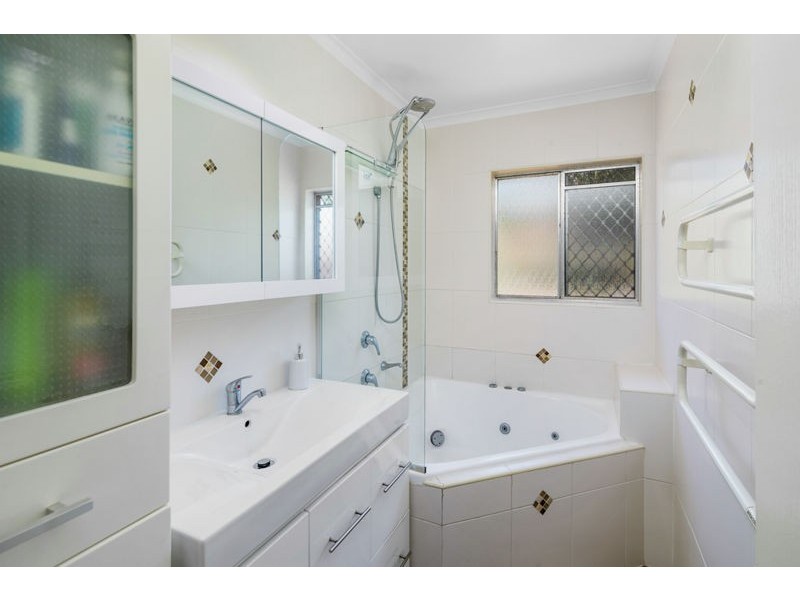 27 Edinburgh Road, Alexandra Hills QLD 4161