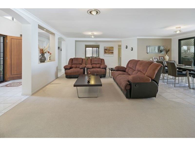 3 Discovery Place, Wellington Point QLD 4160