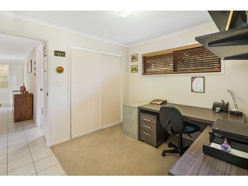 7 Lowanna Terrace, Cleveland QLD 4163