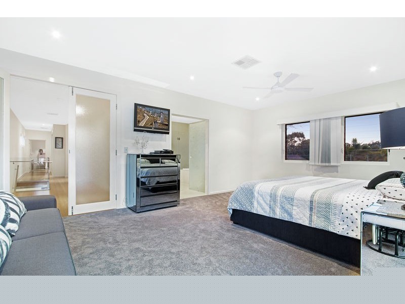 2591 Old Cleveland Road, Chandler QLD 4155