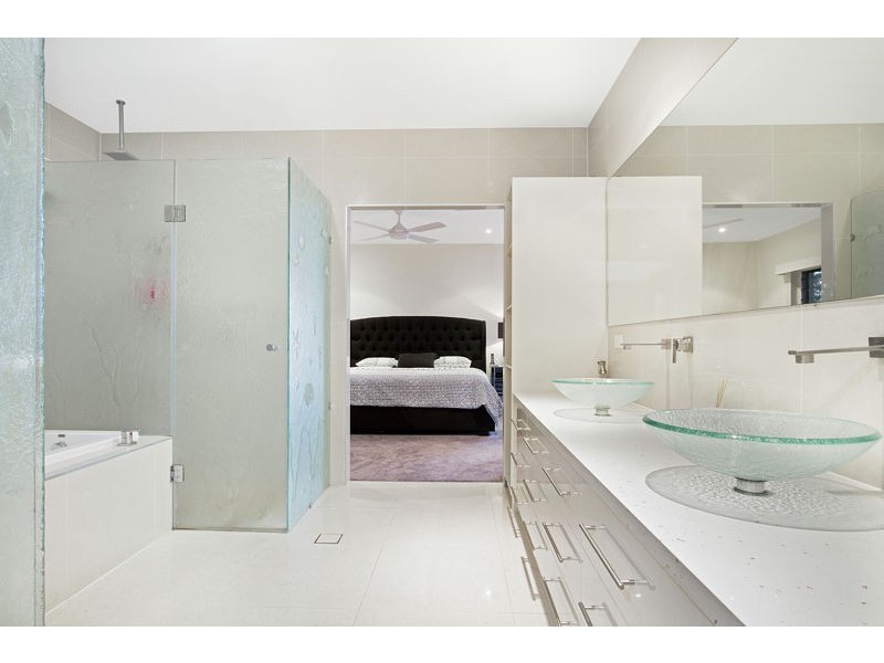 2591 Old Cleveland Road, Chandler QLD 4155