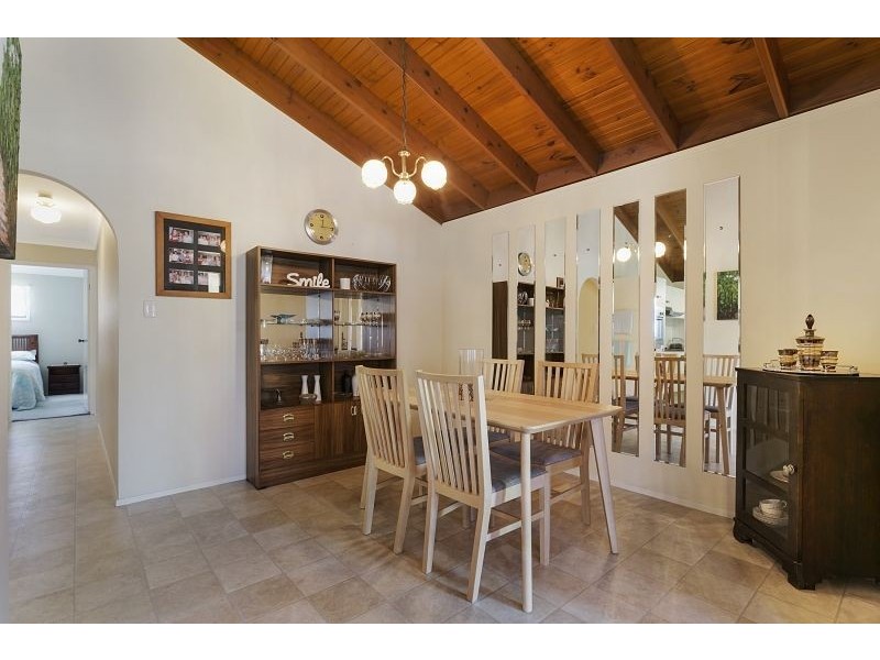 54 Sunshine Drive, Cleveland QLD 4163